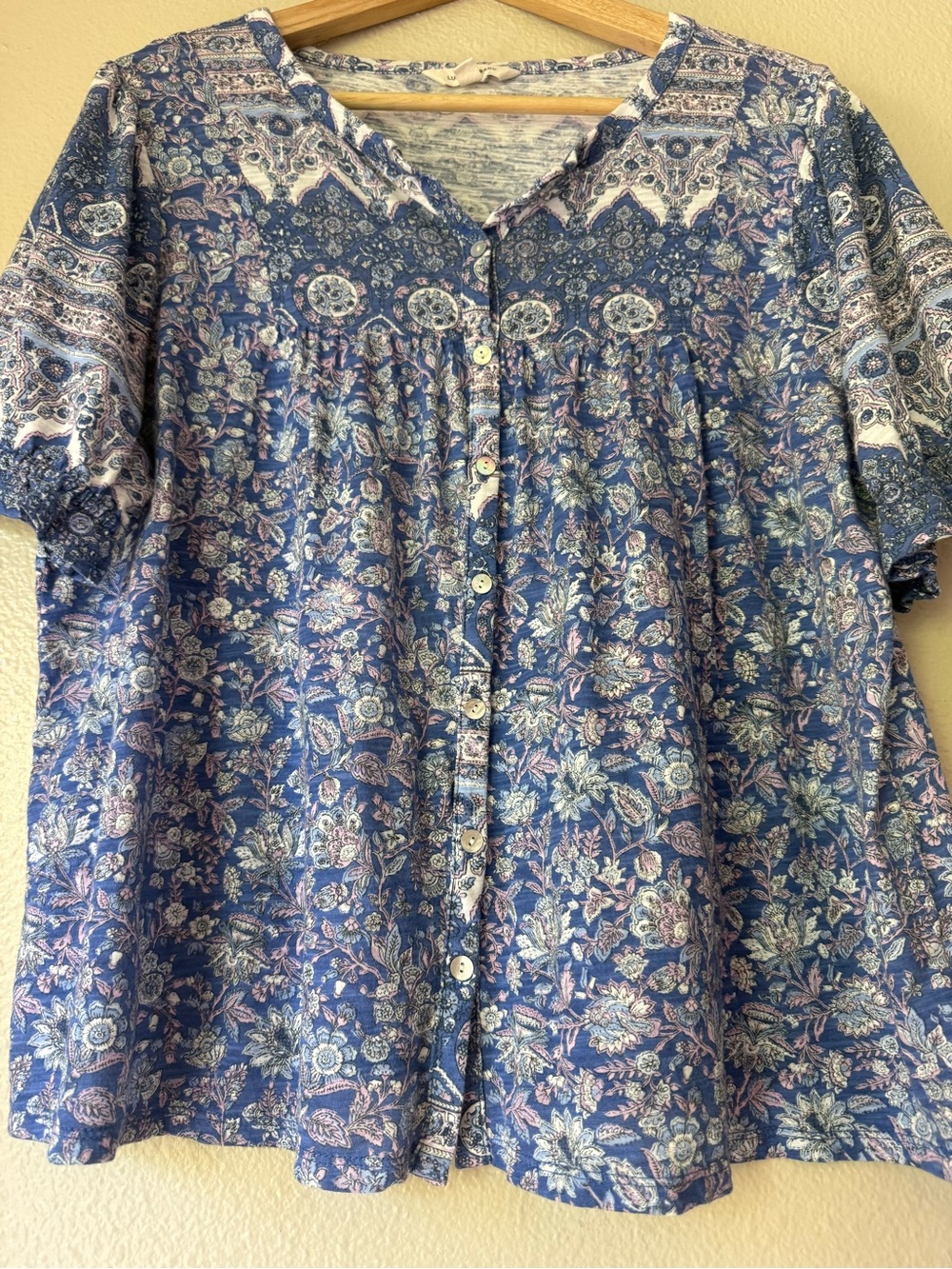 ❇️Lucky Brand Blue Floral Button-Front Peasant Top 2 for $22❇️ - Picture 3 of 6